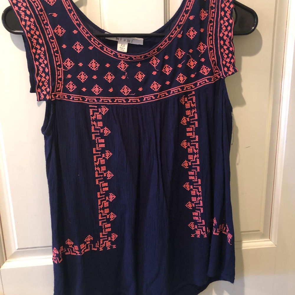 Cute top